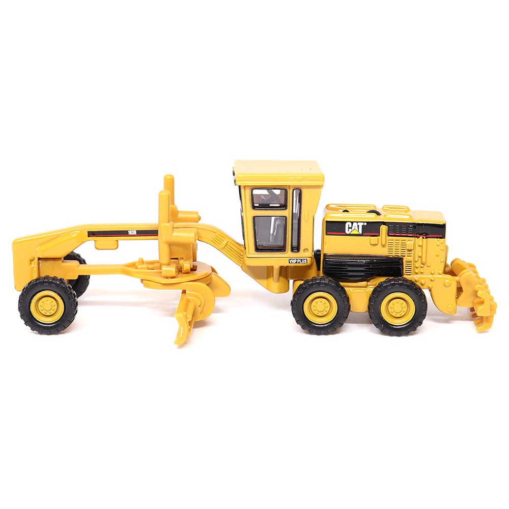 1:87 Scale Cat CT660 Day Cab Tractor with Lowboy Trailer and Cat 163H Motor Grader